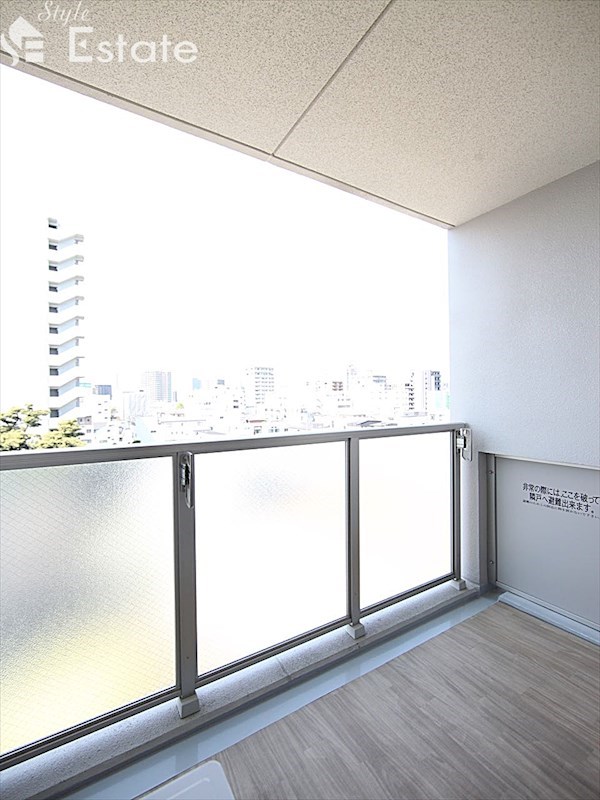 バルコニー　バルコニー