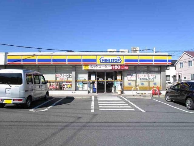 コンビニ　ミニストップ（コンビニ）まで450m