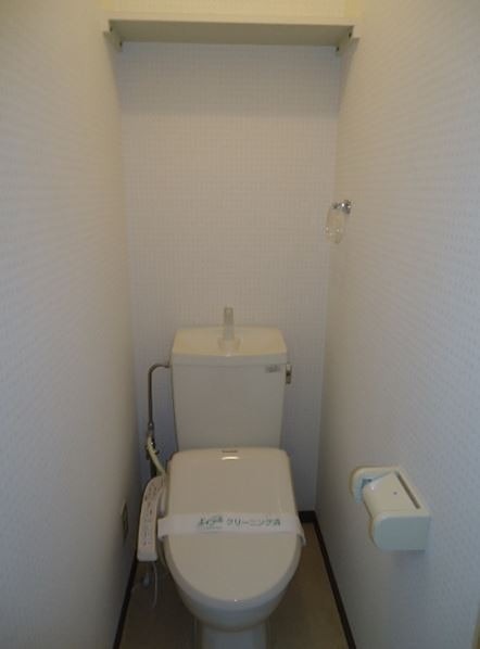 トイレ　※同仕様写真