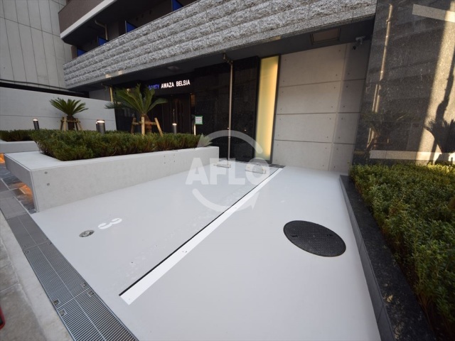 駐車場　サムティ阿波座ベルシア　駐車場