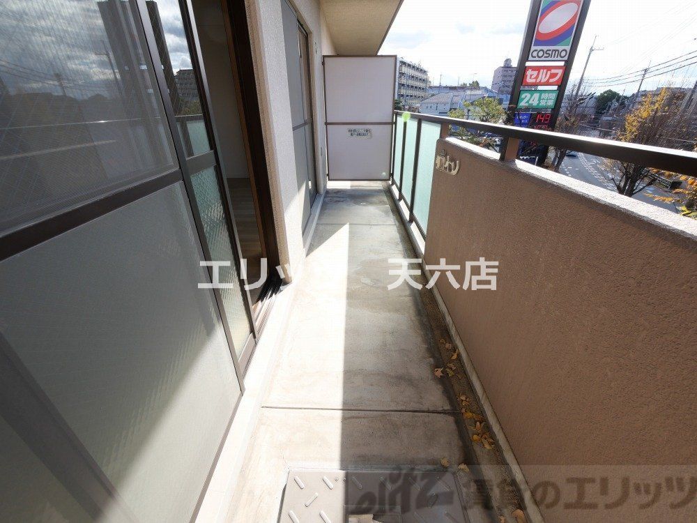 バルコニー　バルコニー