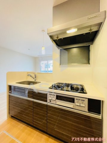 キッチン　同マンション別部屋参考写真