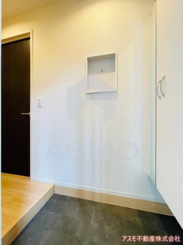 玄関　同マンション別部屋参考写真