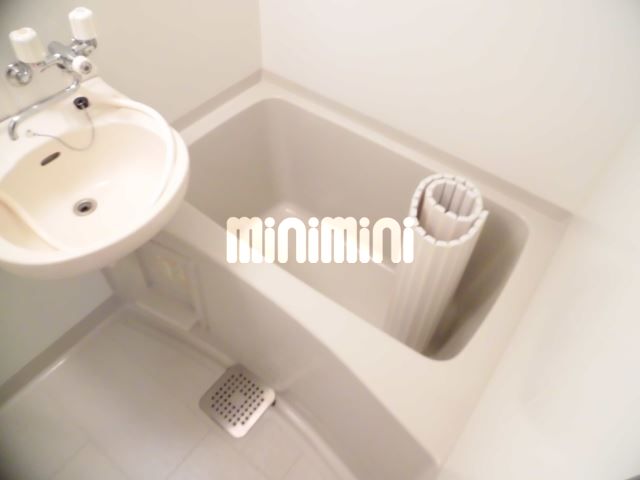 バス・シャワールーム　バス