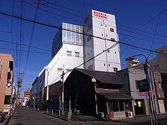 高校・高専　愛知産業大学工業高等学校（高校・高専）まで1300m