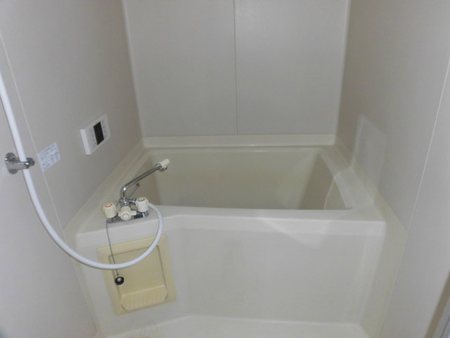 バス・シャワールーム　追い焚き付