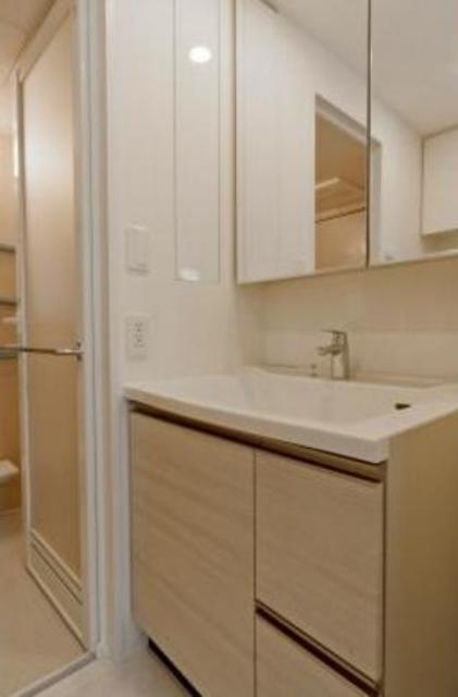 洗面設備　同仕様