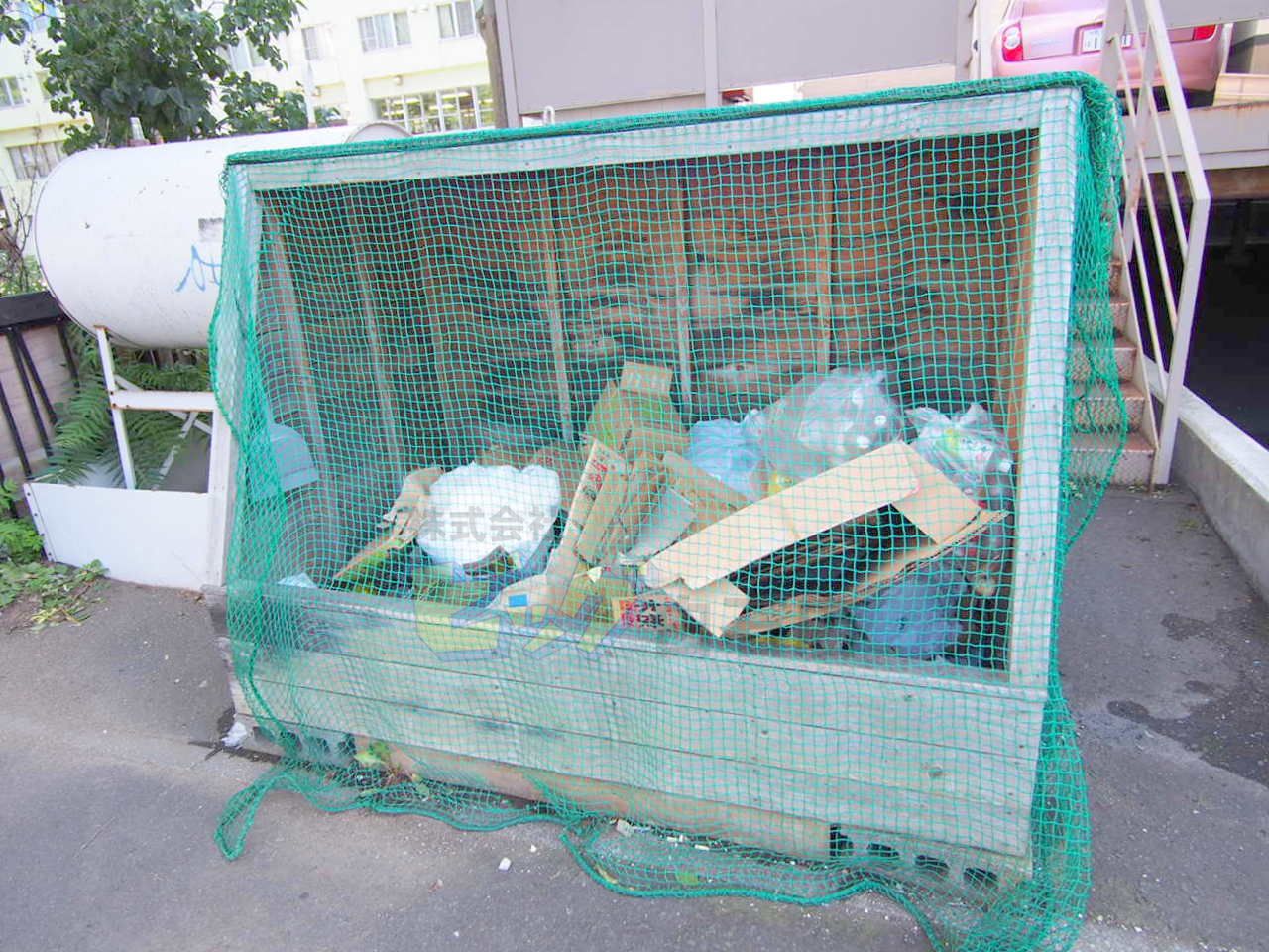 その他共有部分　屋根付き駐輪場完備♪