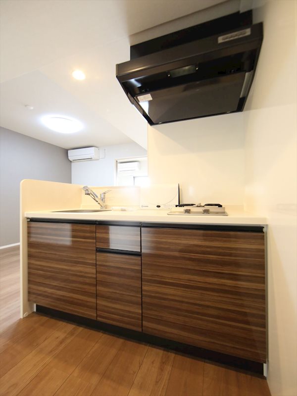 キッチン　システムキッチン（ガス2口コンロ付）