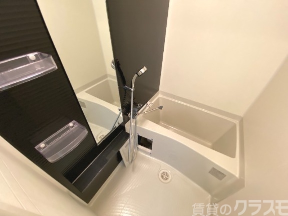 バス・シャワールーム　一日のお疲れをお取りください。