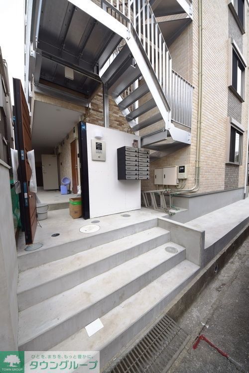 エントランス　エントランス