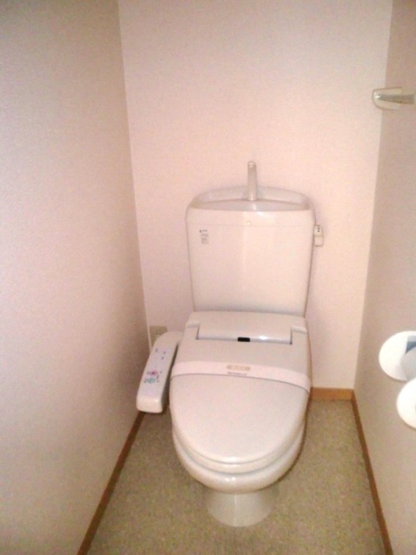 トイレ　図面と現状に相違がある場合には現状を優先