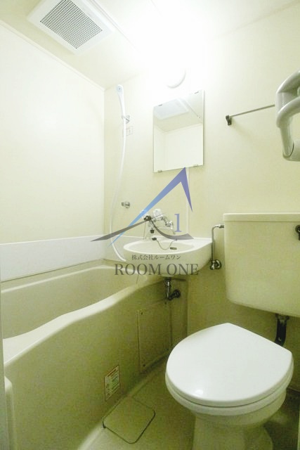 バス・シャワールーム　お風呂です。