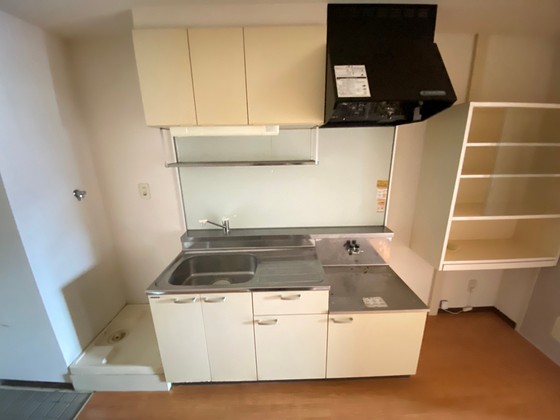 キッチン　※別部屋の写真です