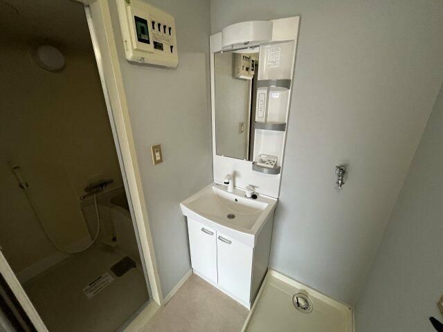 洗面設備　洗髪洗面化粧台