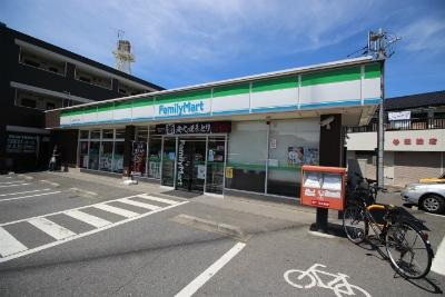 コンビニ　ファミリーマート 川越旭町二丁目店（コンビニ）まで348m