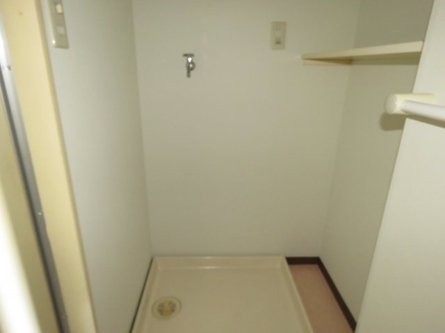 その他　洗濯機置場 同間取りタイプ