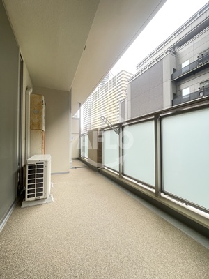 バルコニー　ローレルタワー難波　バルコニー