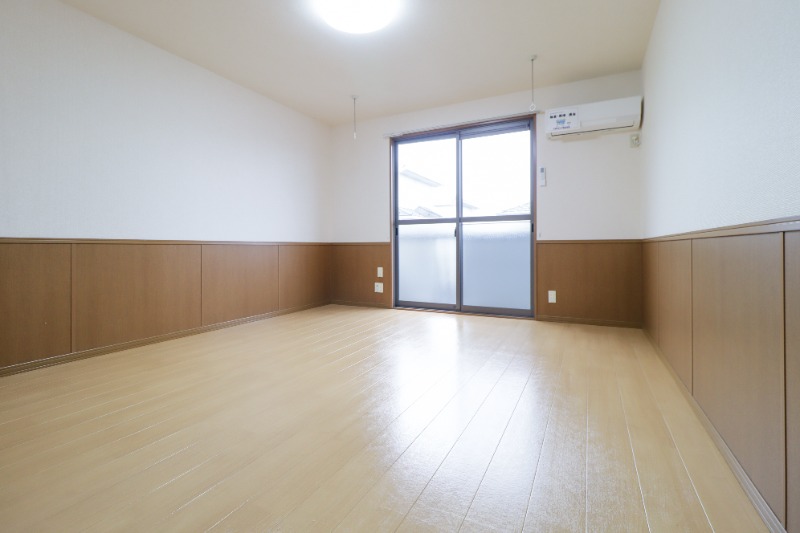 居室・リビング　図面と現状に相違がある場合には現状を優先