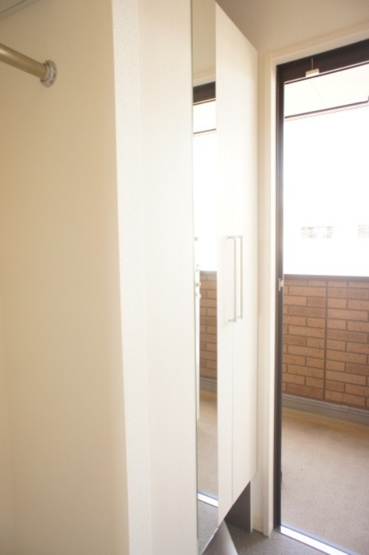 玄関　図面と現状に相違がある場合には現状を優先