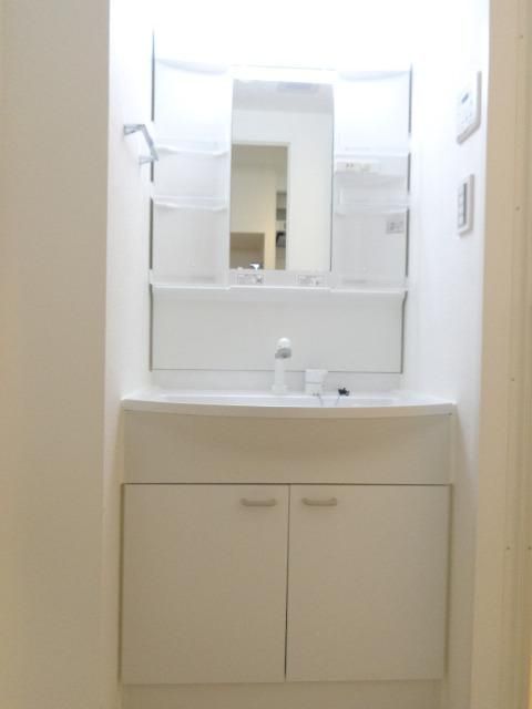 洗面設備　独立洗面台