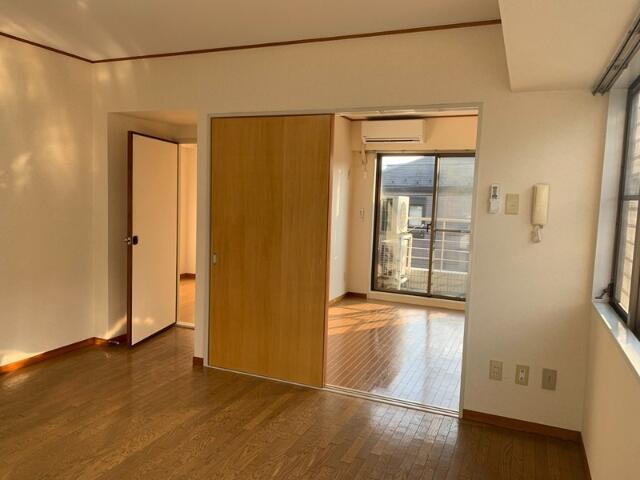 居室・リビング　お部屋の様子です