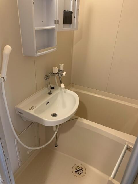 バス・シャワールーム　お風呂です