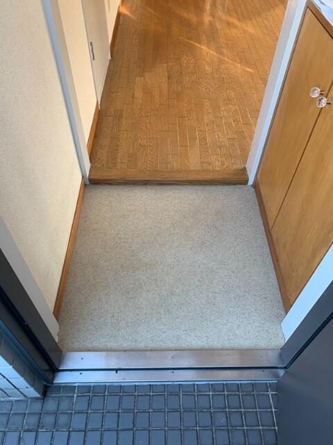 玄関　玄関を開けたところです