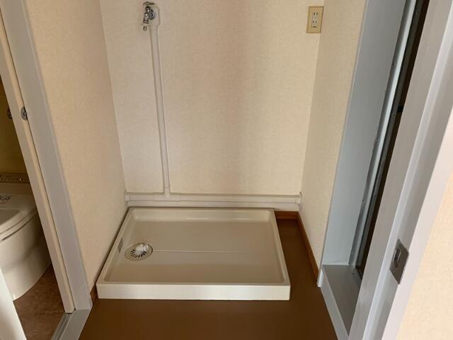 その他設備　室内洗濯機置き場です