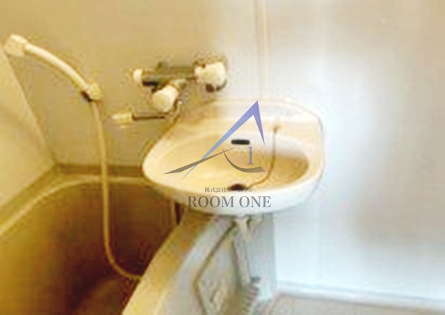 洗面設備　洗面台です。