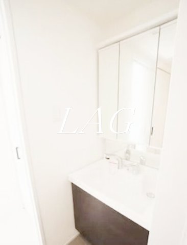 洗面設備　洗面台です。