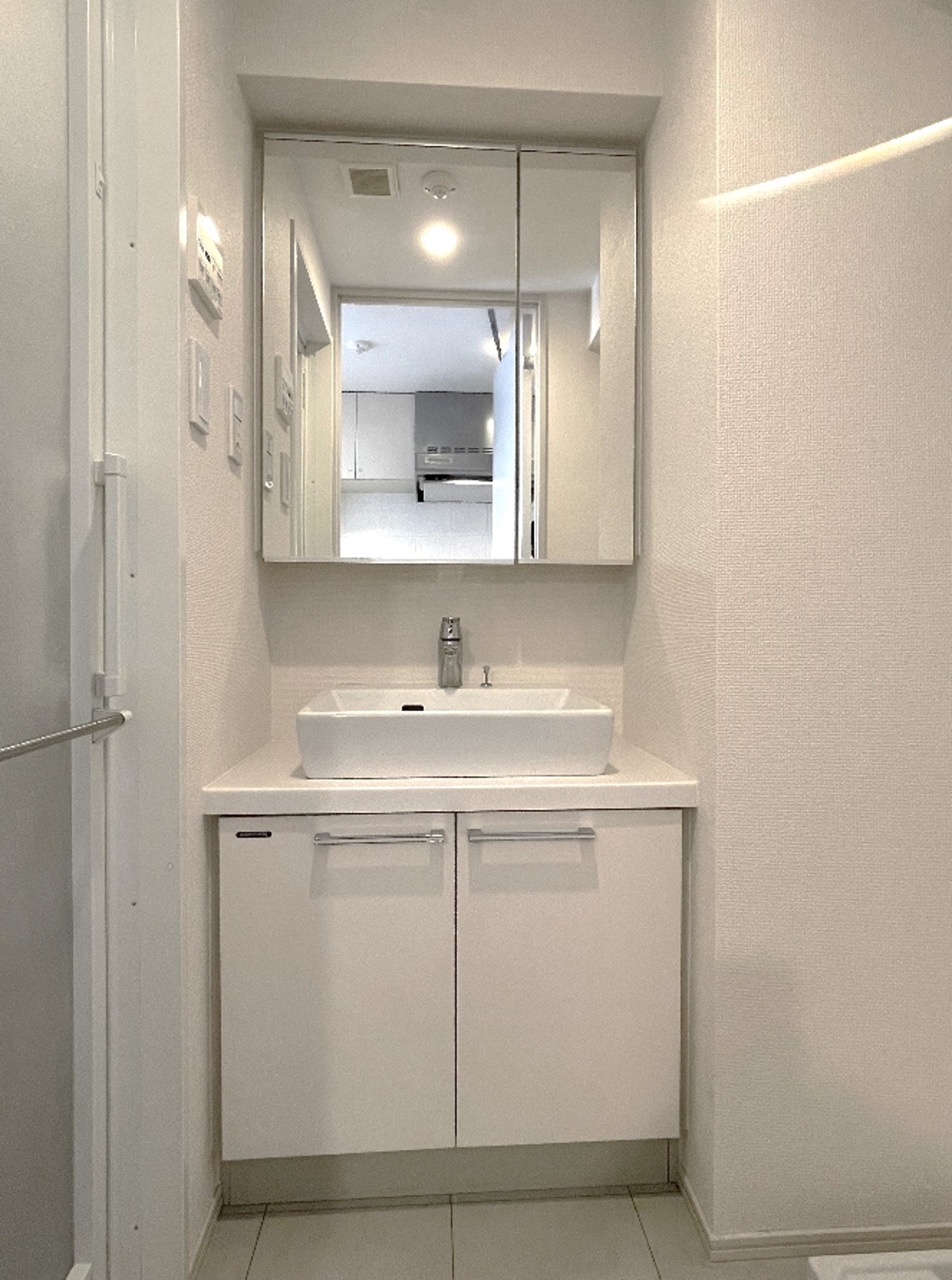 洗面設備　別号室参考写真（現況優先）