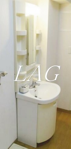 洗面設備　独立洗面台です。