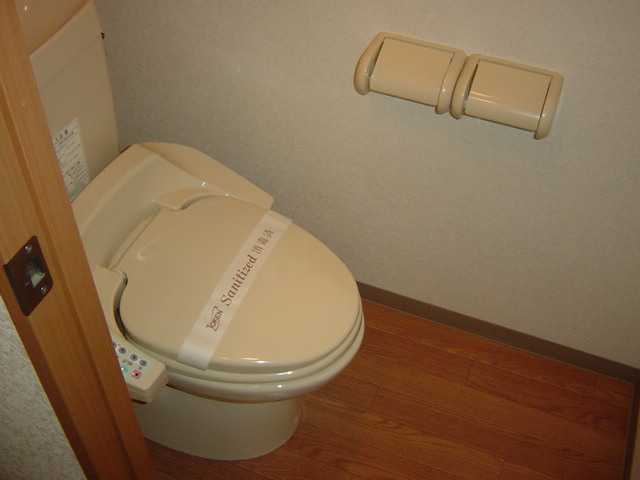 トイレ　シャワー付トイレ