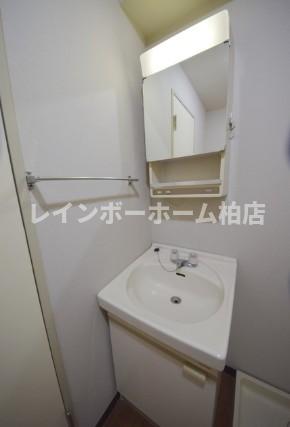 洗面設備　洗面所です