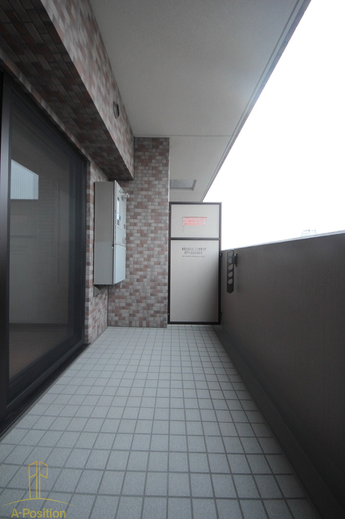 バルコニー　リーガルあみだ池新町