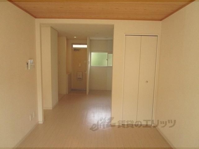 居室・リビング　洋室