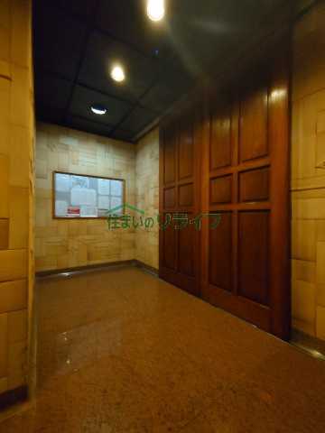 ロビー　ロイヤルハイツ新宿御苑