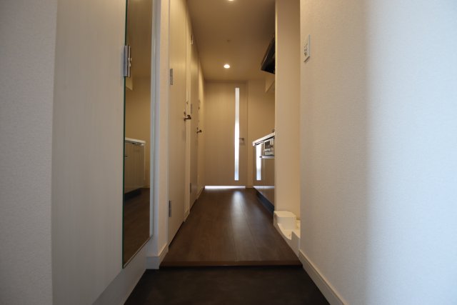 玄関　※別部屋参考写真となります※現況優先※