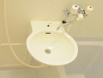 洗面設備　備品や設備仕様は号室等により異なります現地をご確認下さい。