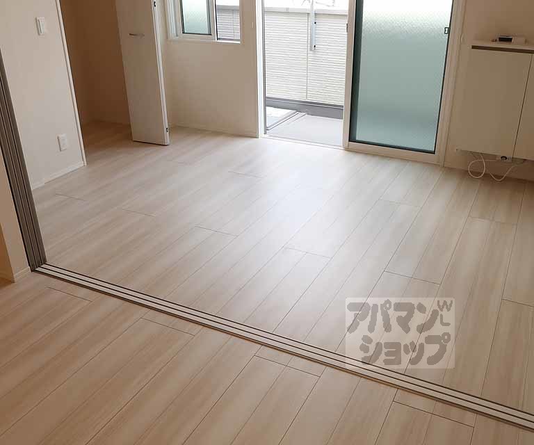 居室・リビング　３０２号室の写真です。