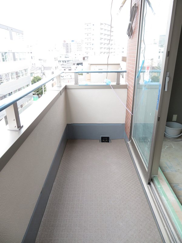 バルコニー　同建物別階の参考写真です