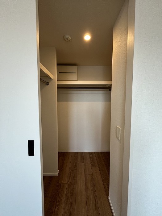 収納　※写真は類似間取り別部屋。色味等異なる場合があります。