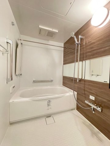 バス・シャワールーム　お風呂です