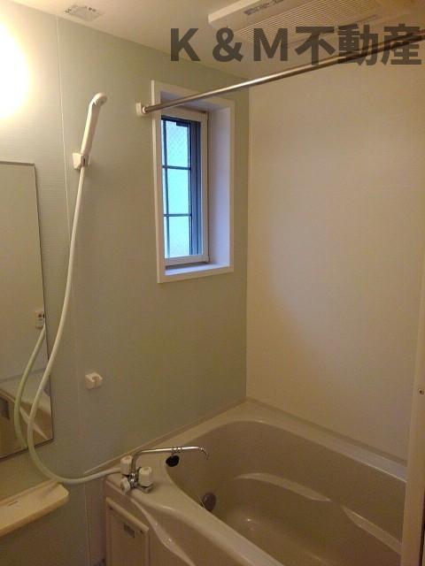 バス・シャワールーム　日々の疲れを癒すお風呂付です