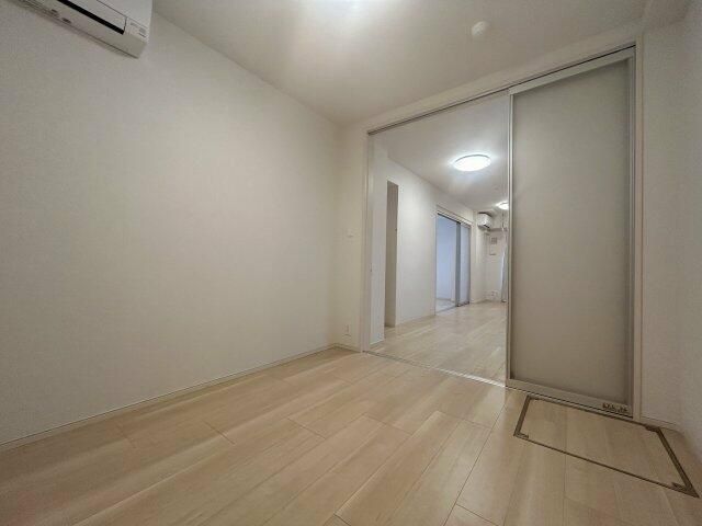 居室・リビング　別タイプ部屋　参考写真です