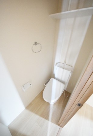 トイレ　ウォシュレット