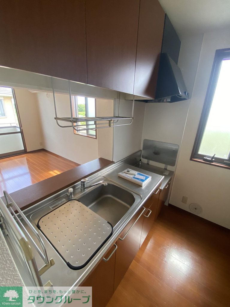 キッチン　バルコニー