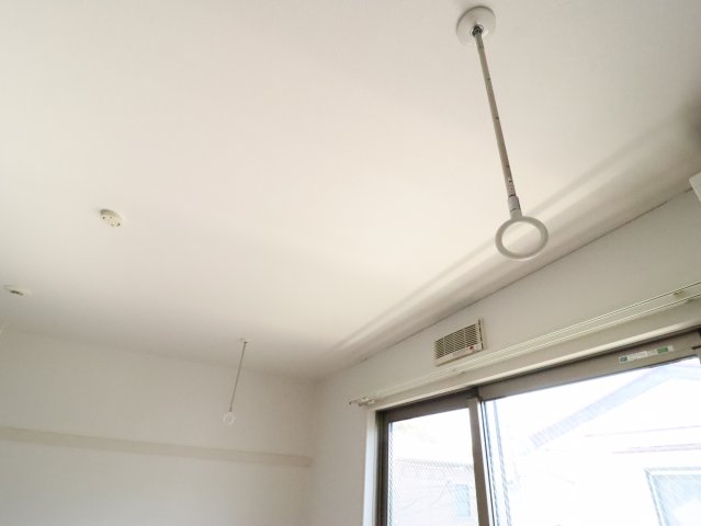 その他　室内干し可能です。※退去前につき他号室参考画像です