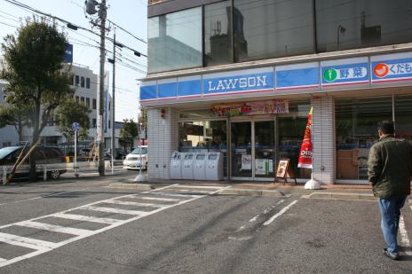 コンビニ　ローソン 豊国通店（コンビニ）まで272m